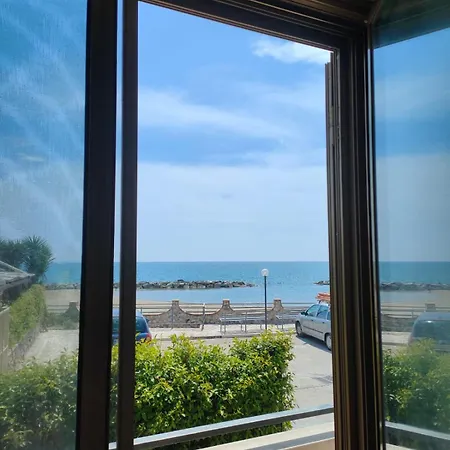 Tropical House Apartment Formia Exterior photo