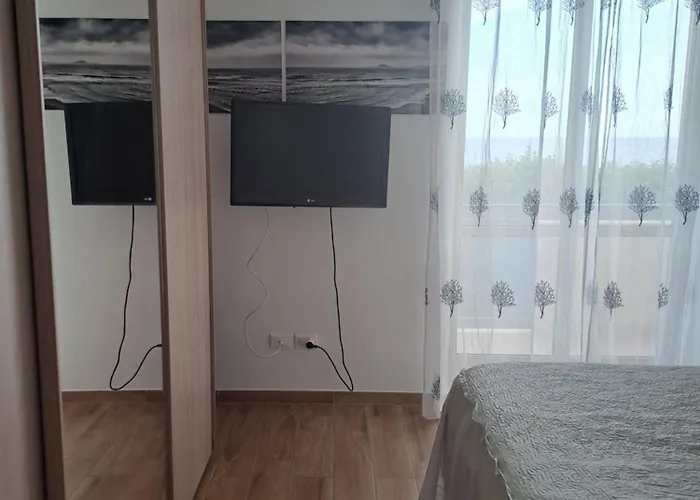 Tropical House